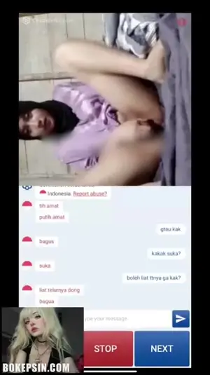 Bokep Indo Dedek Hijab Colmek Ome Tv